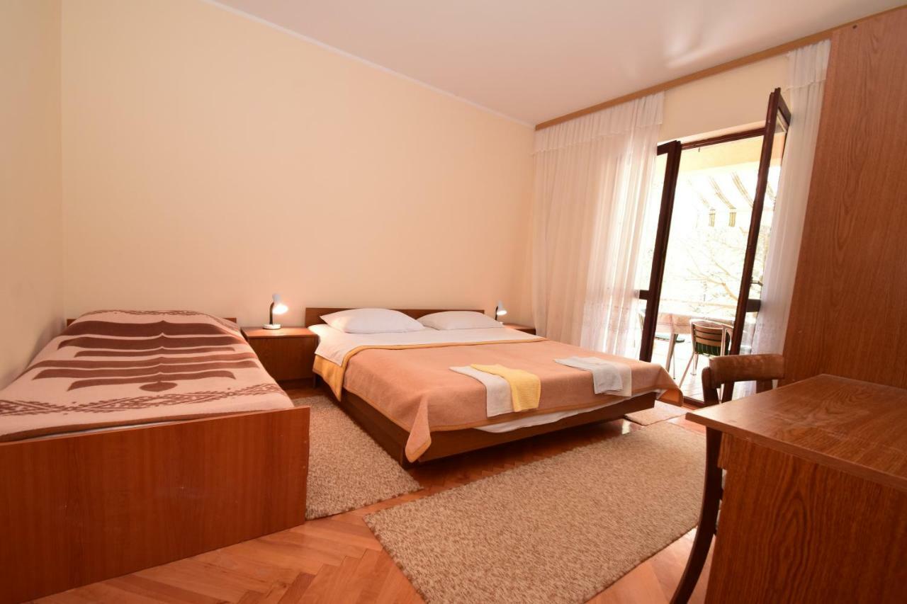 Apartments Ivan Starigrad Paklenica Luaran gambar