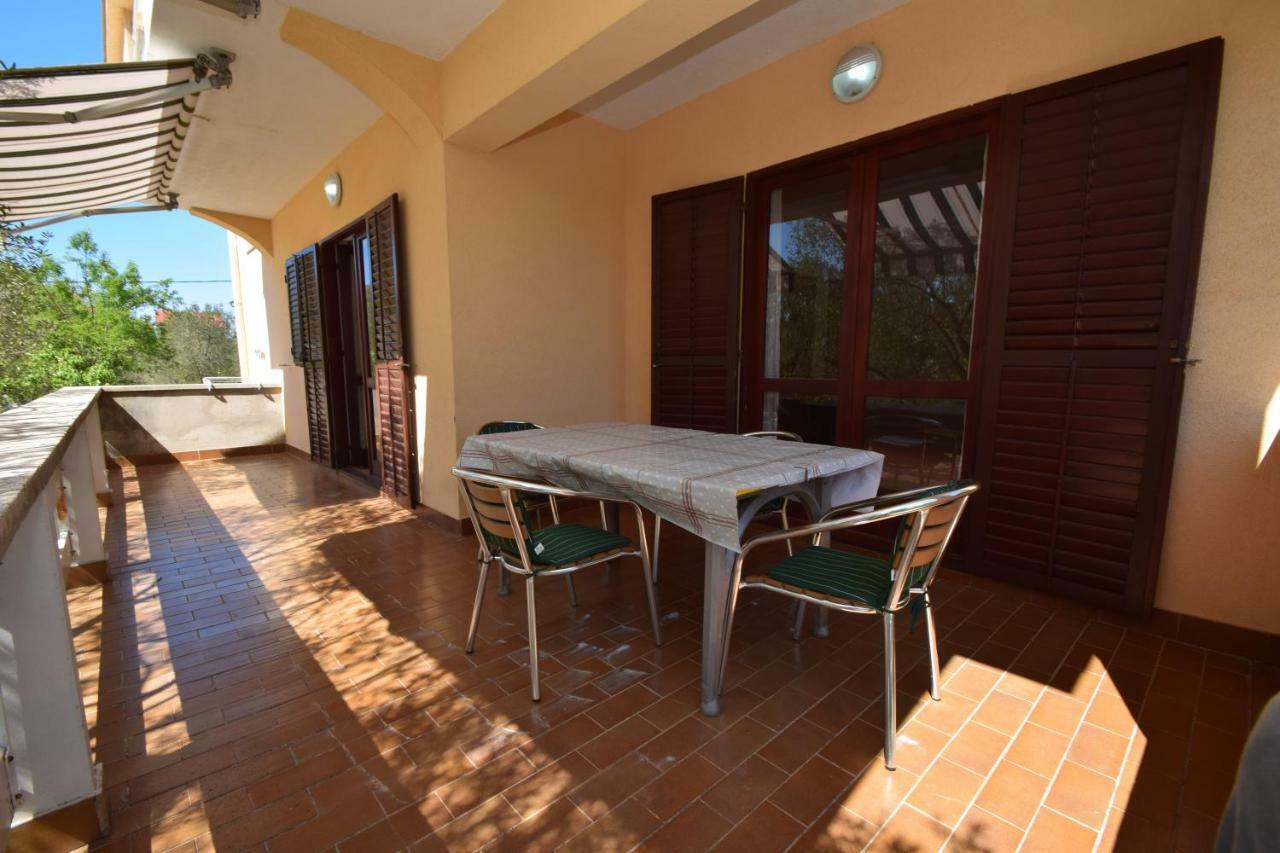 Apartments Ivan Starigrad Paklenica Luaran gambar