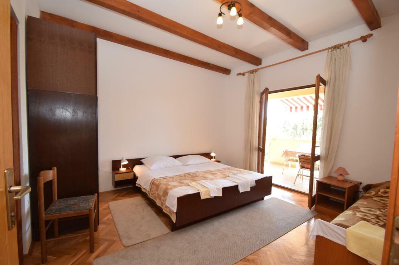 Apartments Ivan Starigrad Paklenica Luaran gambar