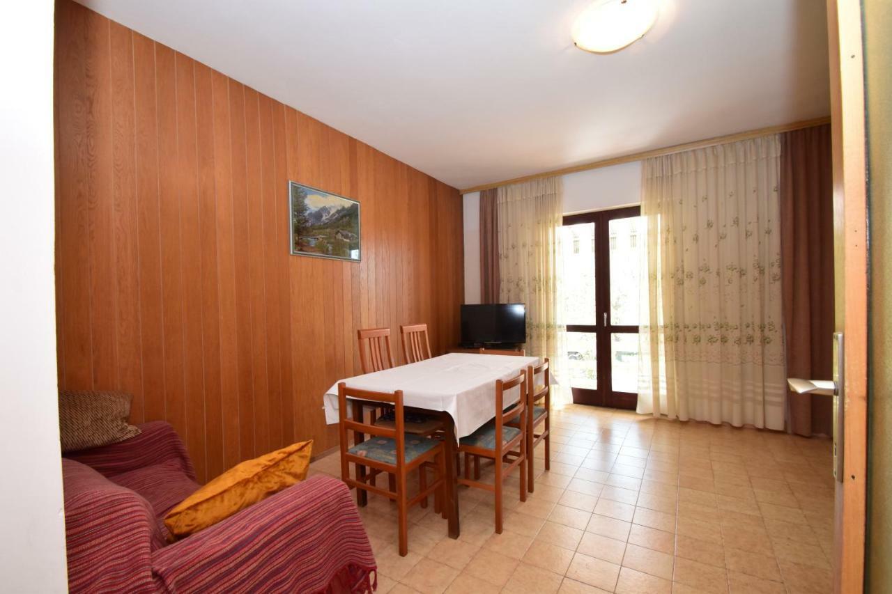 Apartments Ivan Starigrad Paklenica Luaran gambar